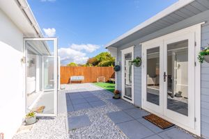 Photo 27- click for photo gallery